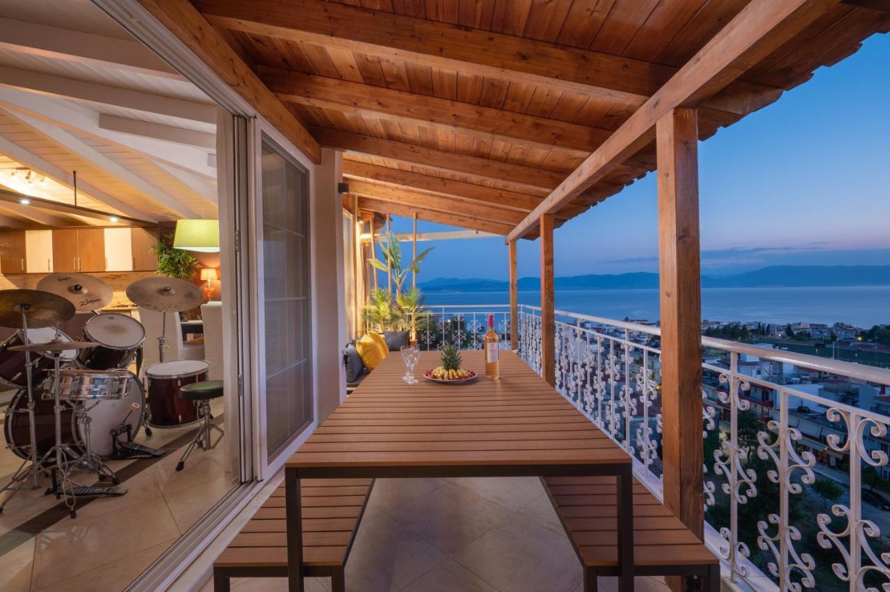 הוילה לאוטרה אדיפסאו Panoramic View!Penthouse 120Qm Of Sea & Mountain מראה חיצוני תמונה